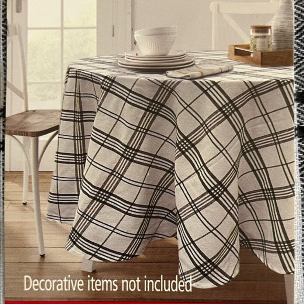 Plaid Black and White Round Tablecloth 70” diameter NWT
